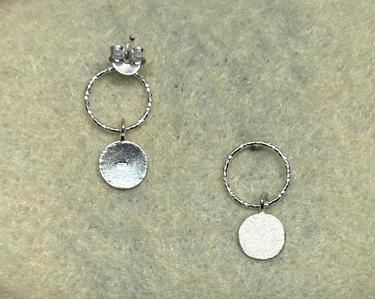 Ohrstecker "Ring und Blättchen", Silber