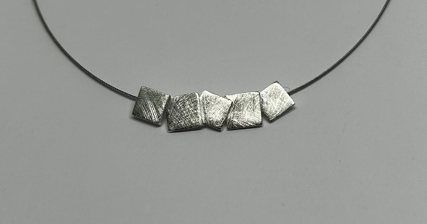 Kette "kleine Quadrate" von Manuela Carl, Silber