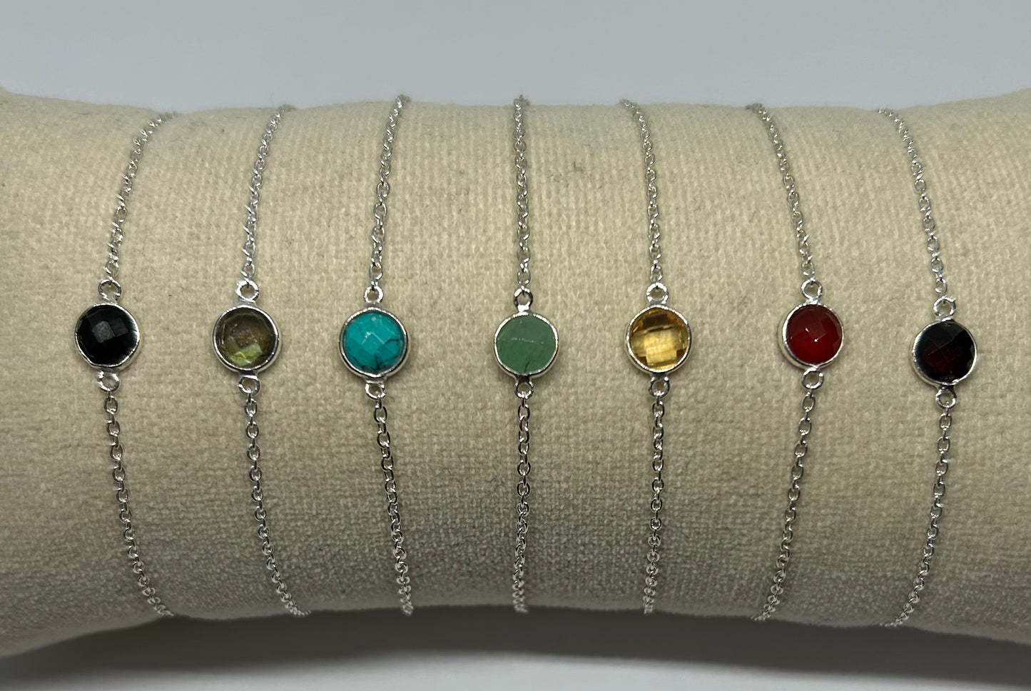 Armbänder mit Edelstein, Silber