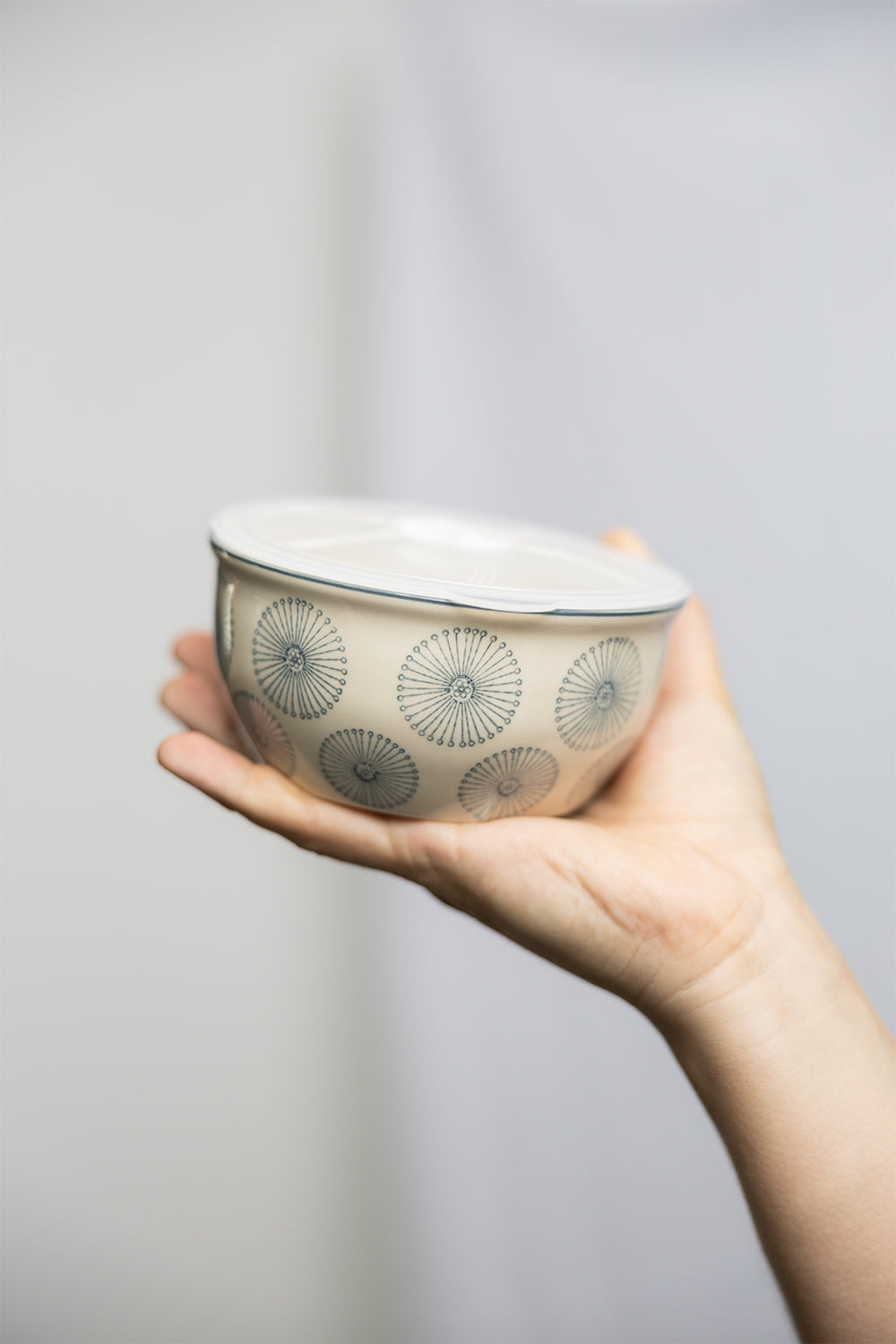 Schüssel mit Kunststoffdeckel POR523 - 13 cm