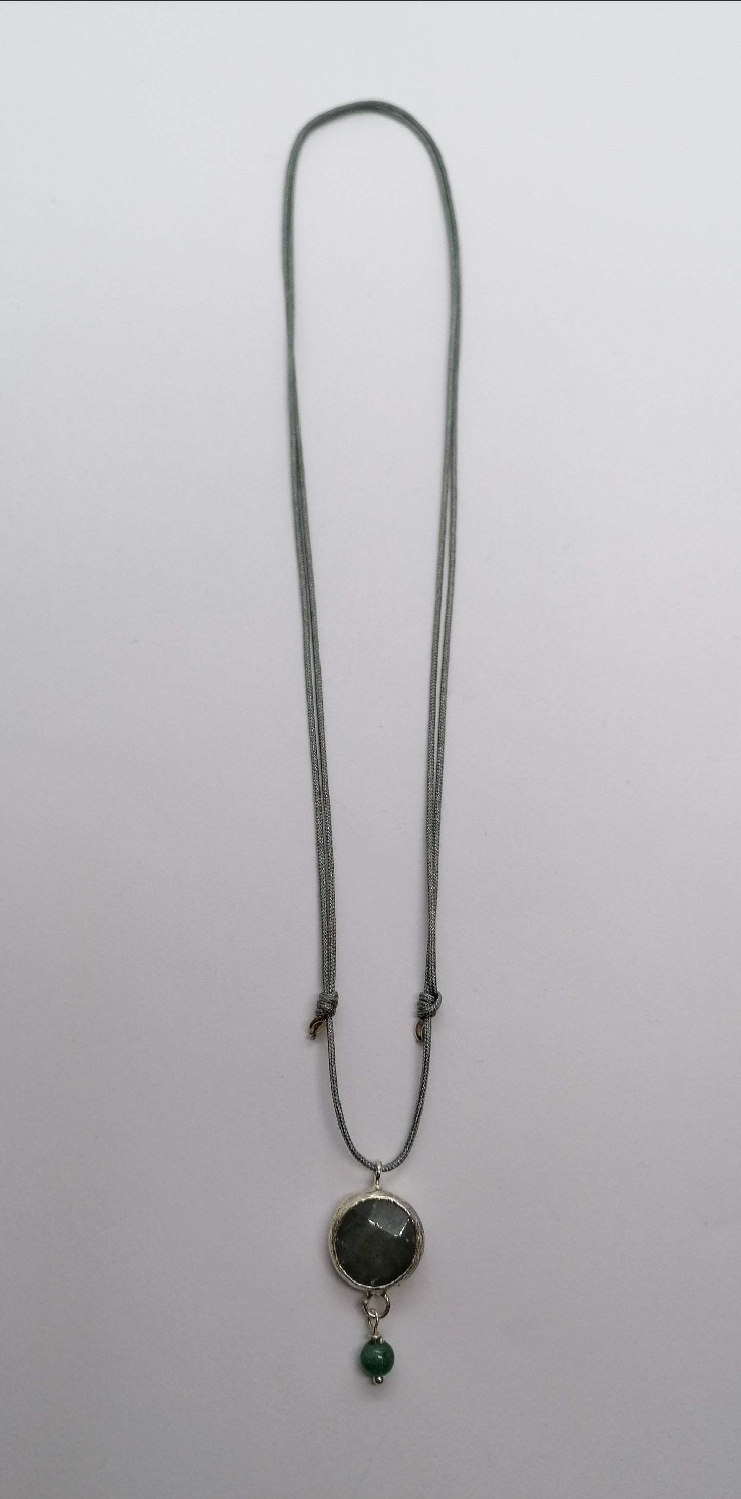 Kette "Labradorit und Band" Silber von Pompydu